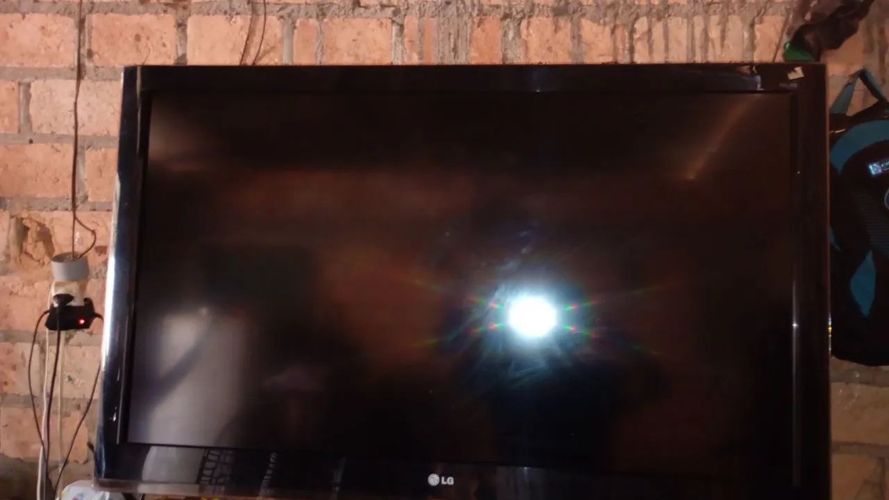 vendo tv LG,75polegadas ,em estado bom ,500 reais  - Foto 3