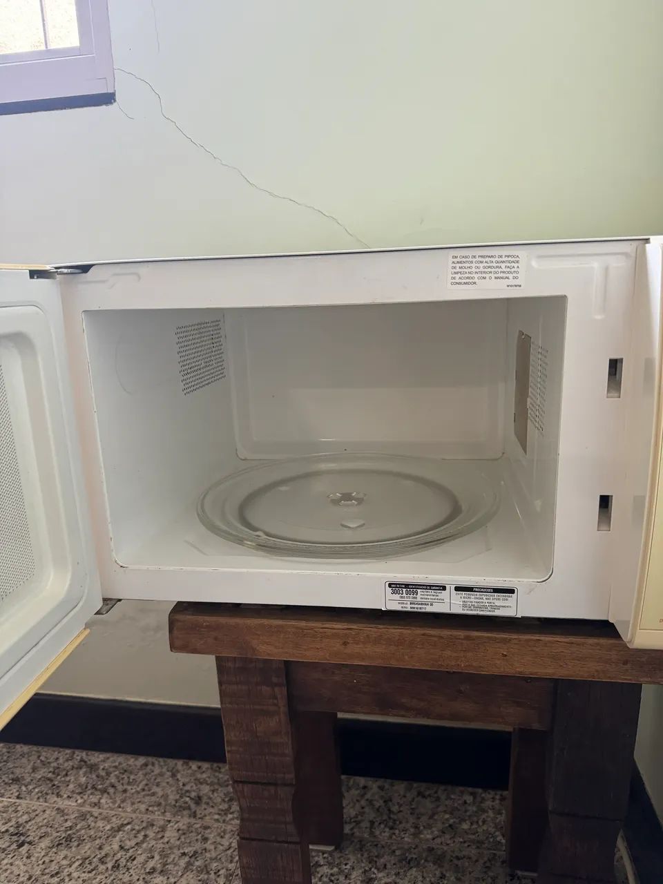 Microondas Brastemp 30L (grande)
