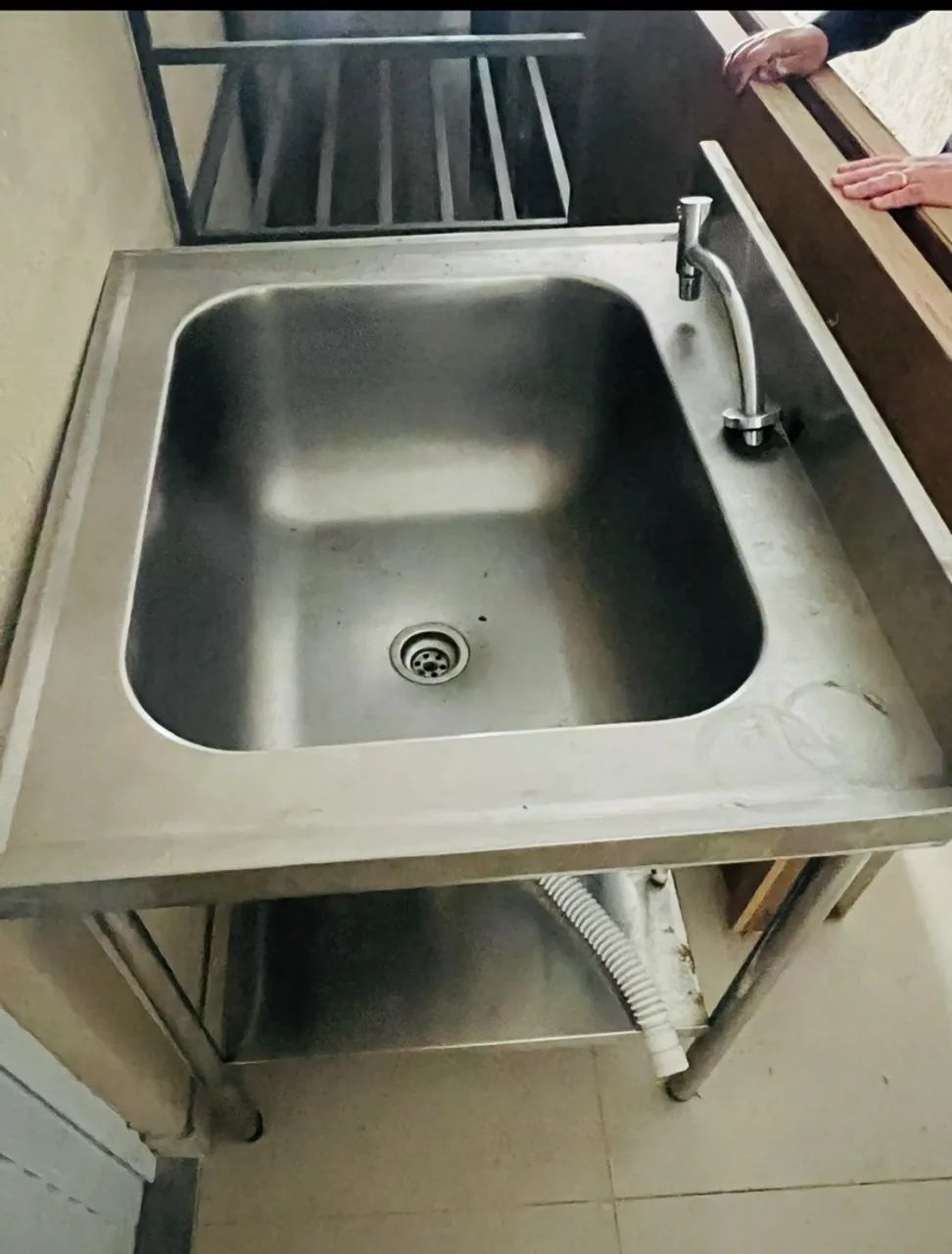 Pia inox industrial lava mão