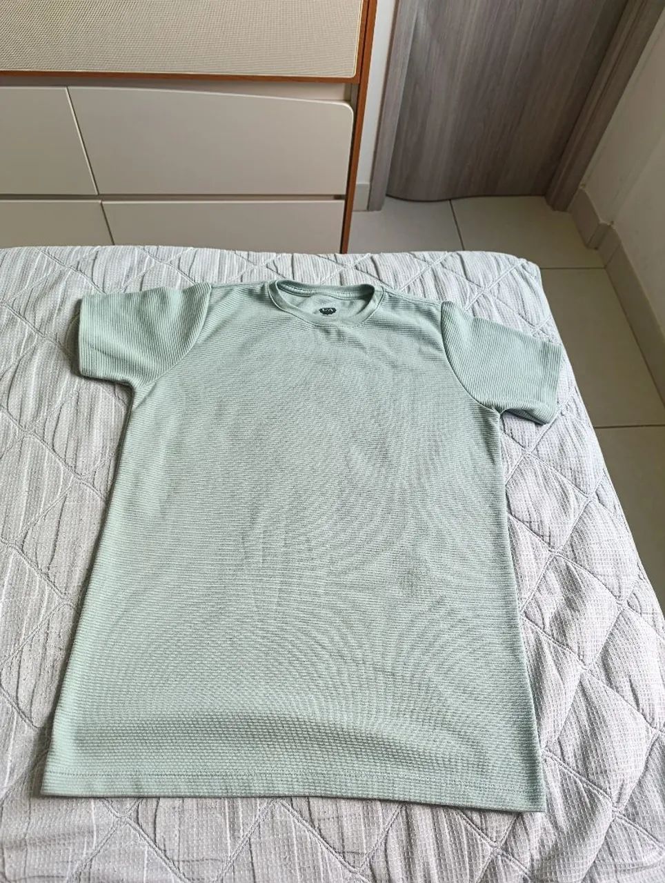 Camisa verde básica 