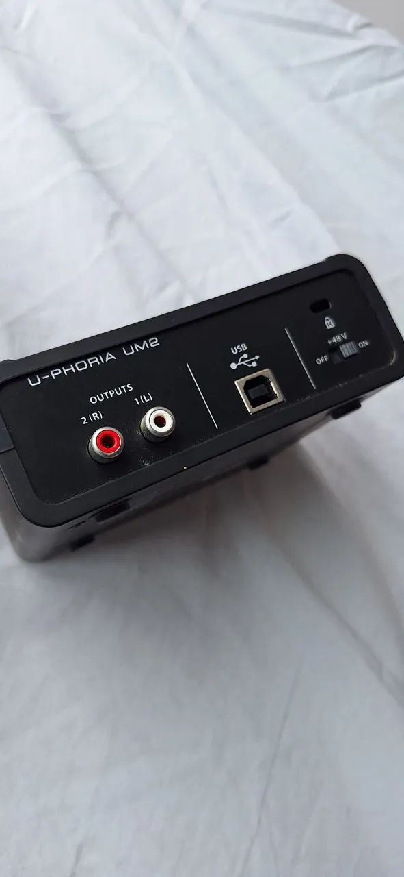 Interface de som Behringer U-Phoria UM2 - Foto 3