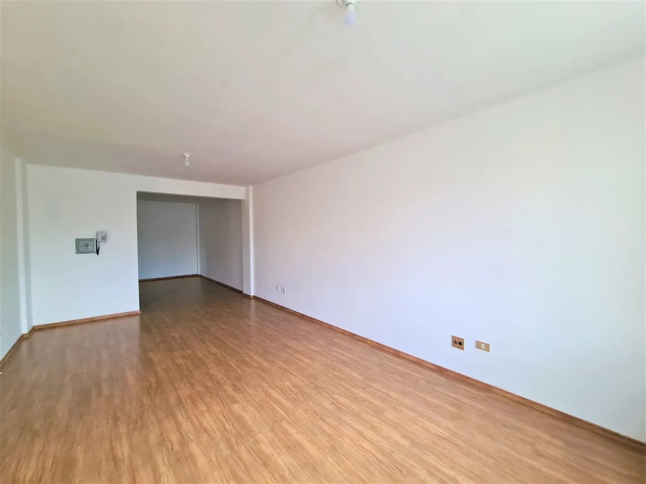Sala comercial para alugar no Centro, Curitiba - Foto 9