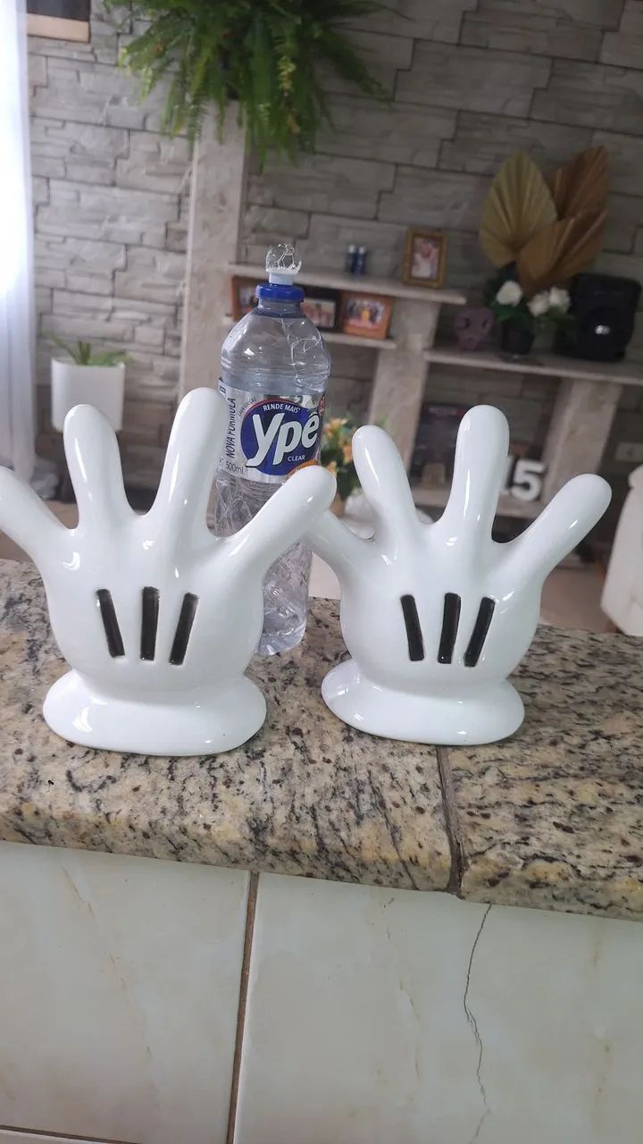 Mãos do mickey 