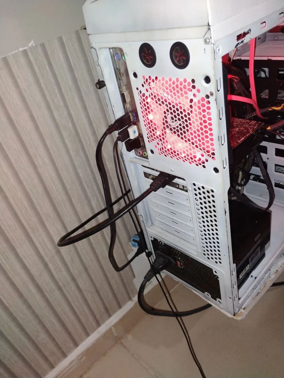 白ゲーミングPC i7/ROG GTX1060 6GB/Office2021 PC Gamer Intel Core i7 GTX 1060 6GB | 16GB de ram - 480 SSD - Tela