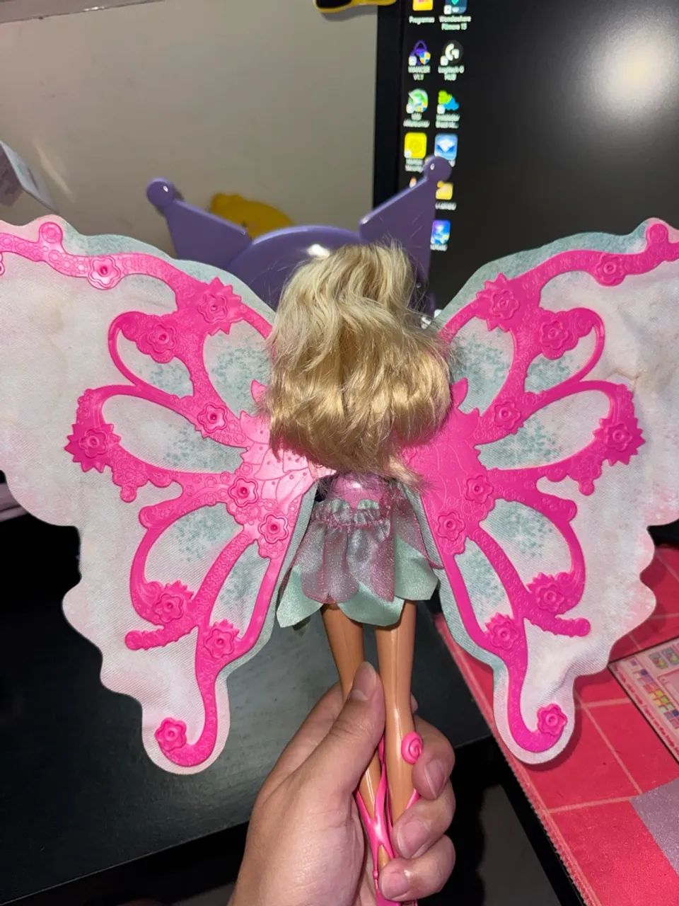  Barbie Flower 'N Flutter Fairy - Foto 4