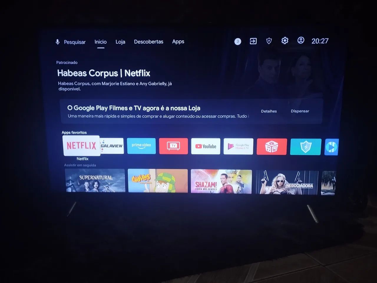 Tv Semp TCL Android de 43 polegadas semi nova completa com bluetooth 