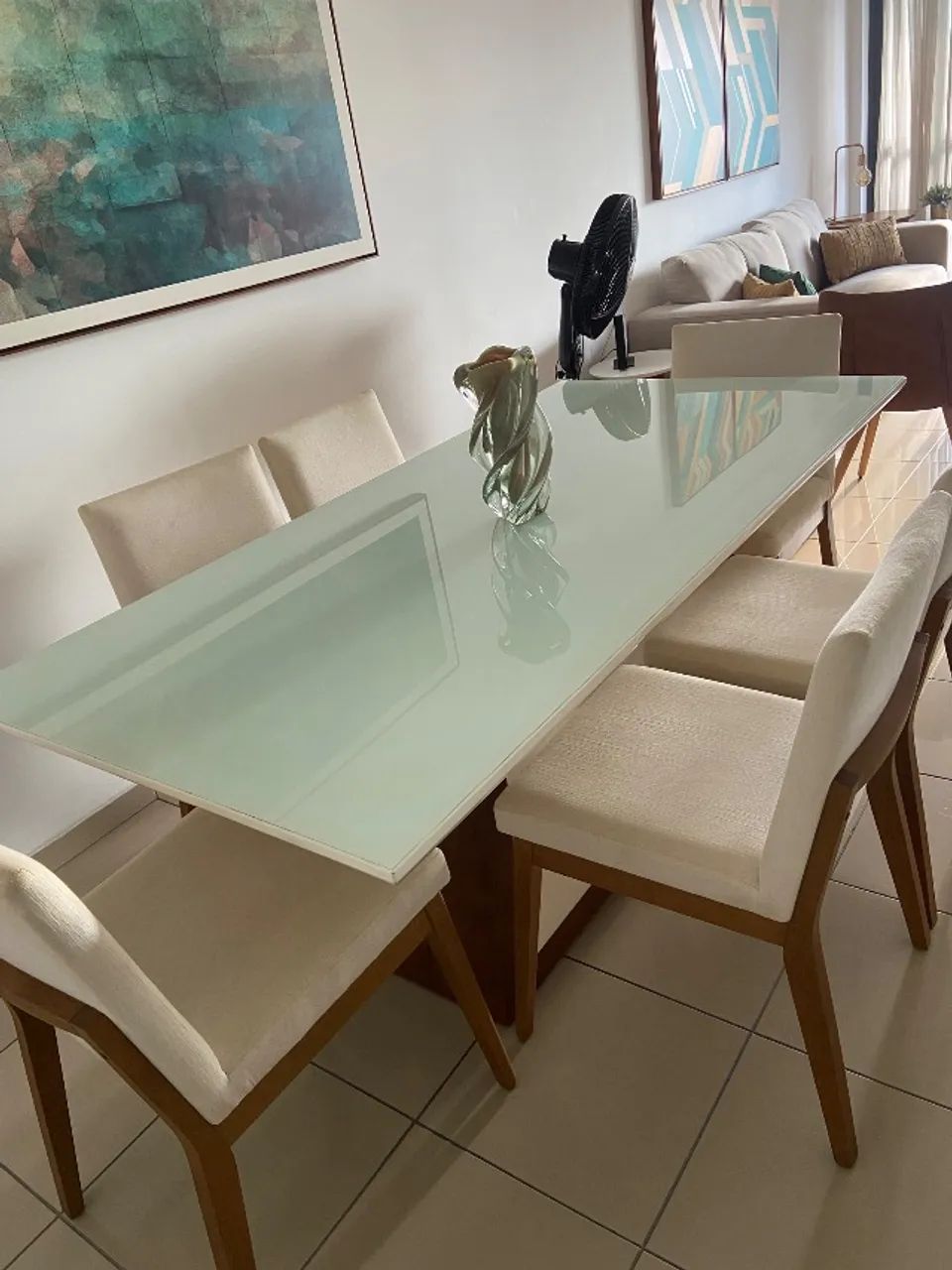 Mesa de jantar com 6 cadeiras
