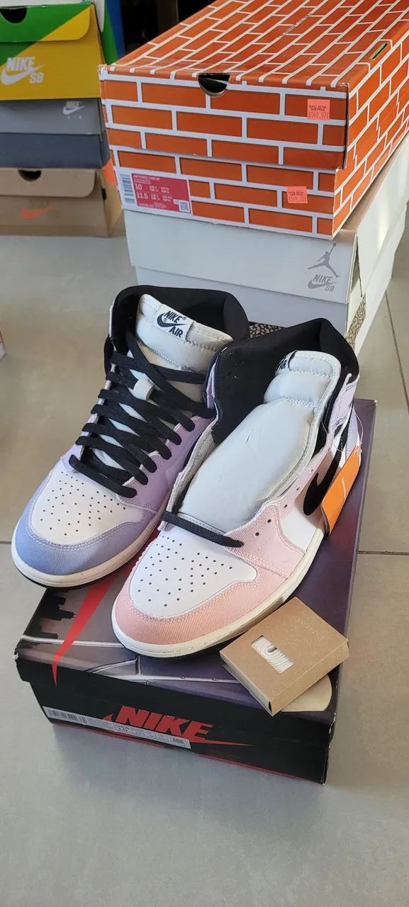 Jordan 1 Skyline