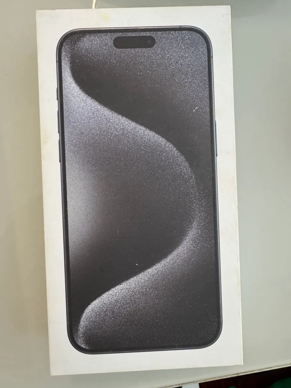 iPhone 15 Pro Max - 256gb -  84% saúde da bateria.