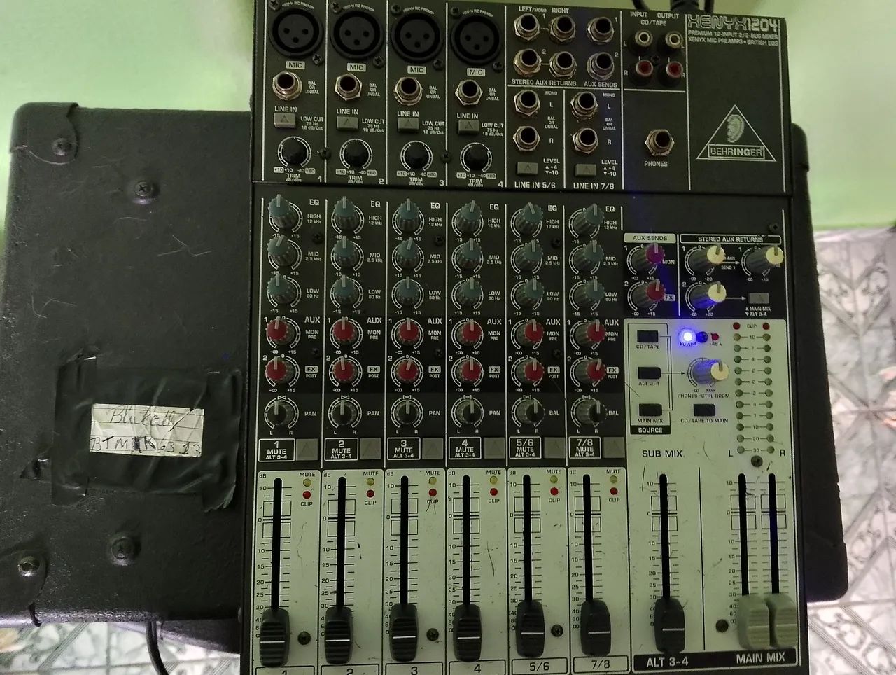 Mesa Behringer - Foto 2