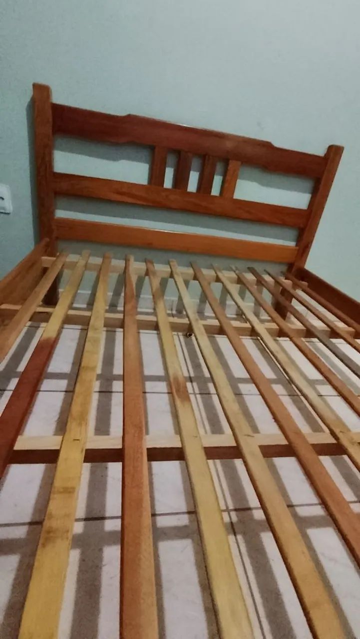 Cama Casal em madeira reforçada 