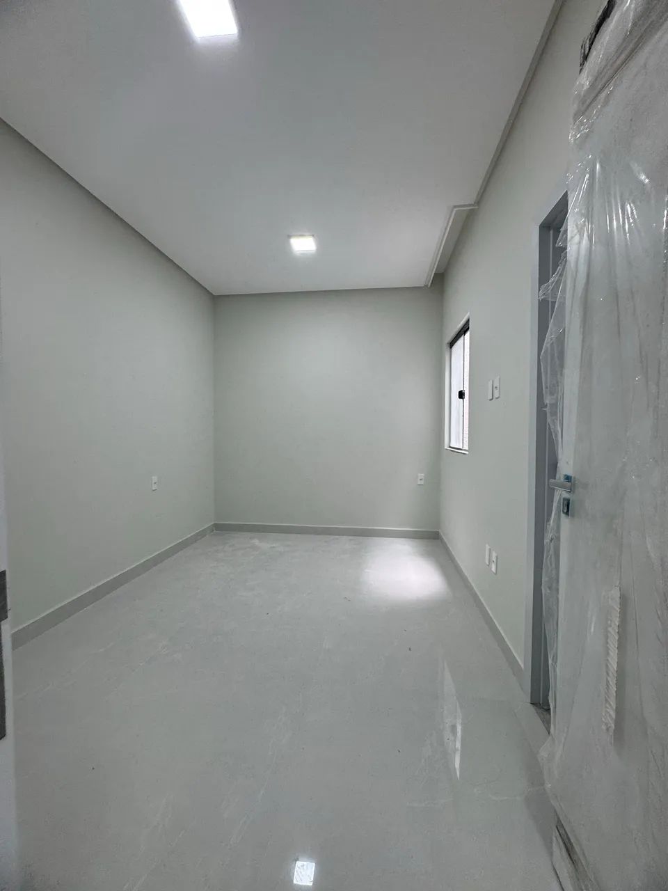 Casa , raio de luz com piscina 10 minutos da orla  - Foto 11