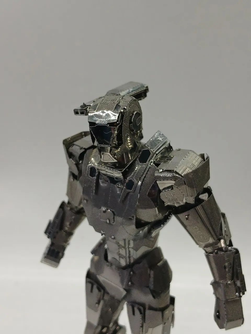 Figura War Machine - Marvel Metal Earth - Montado - Foto 2