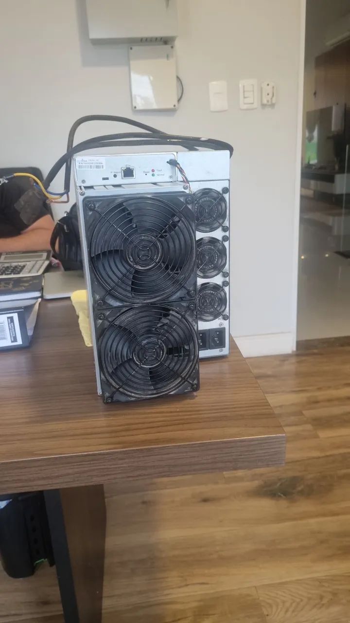 Mineradora Bitmain S19 Jpro+ 120th