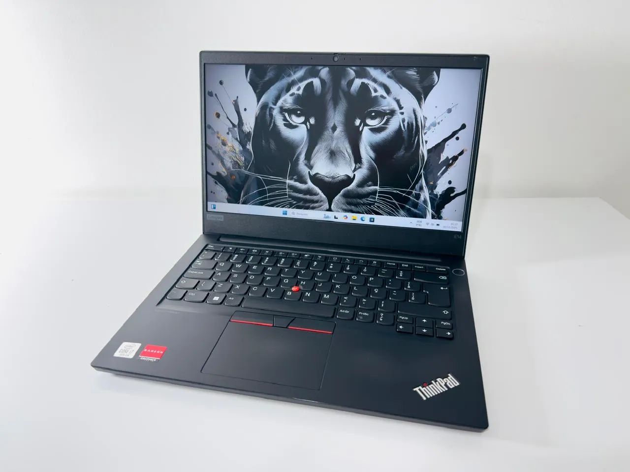 Notebook Lenovo Thinkpad -I7-10th-16GB Ram-SSD 512GB-Tela 14 FHD-Tec.Iluminado