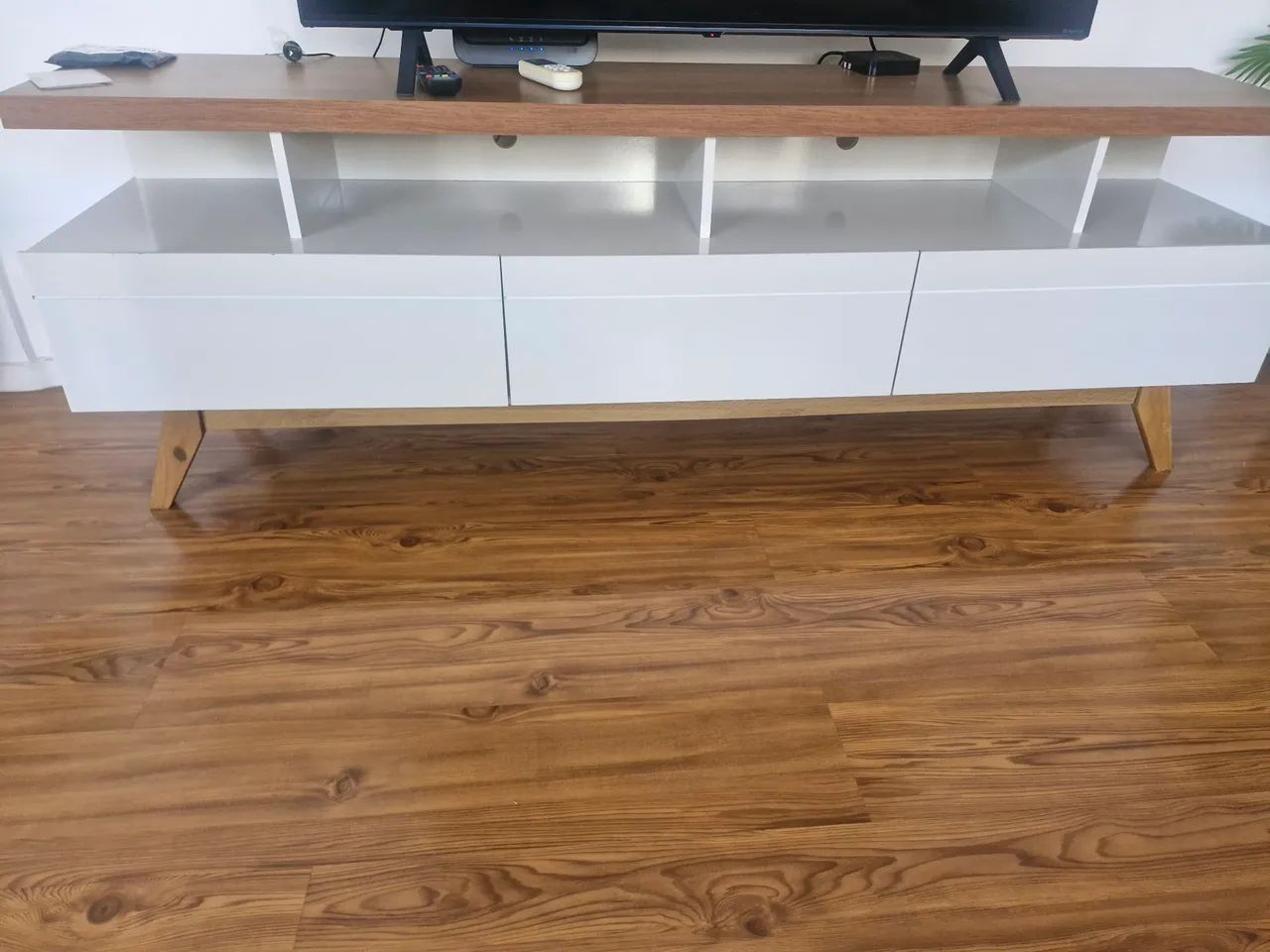 Vende um rack retrô 