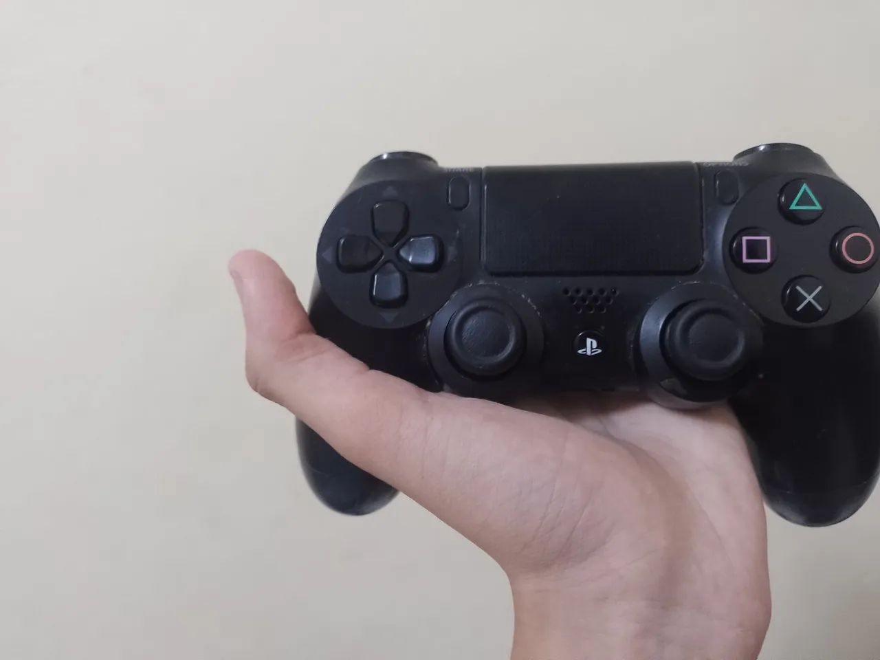 ps4 slim 1 tb 2 controles cabo de força e hdmi - Foto 5