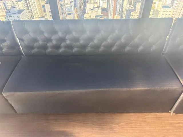 lote de 29 sofa com diversos tamanho para bares e restaurante  - Foto 2