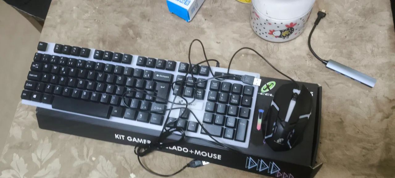 Teclado e mouse gamer