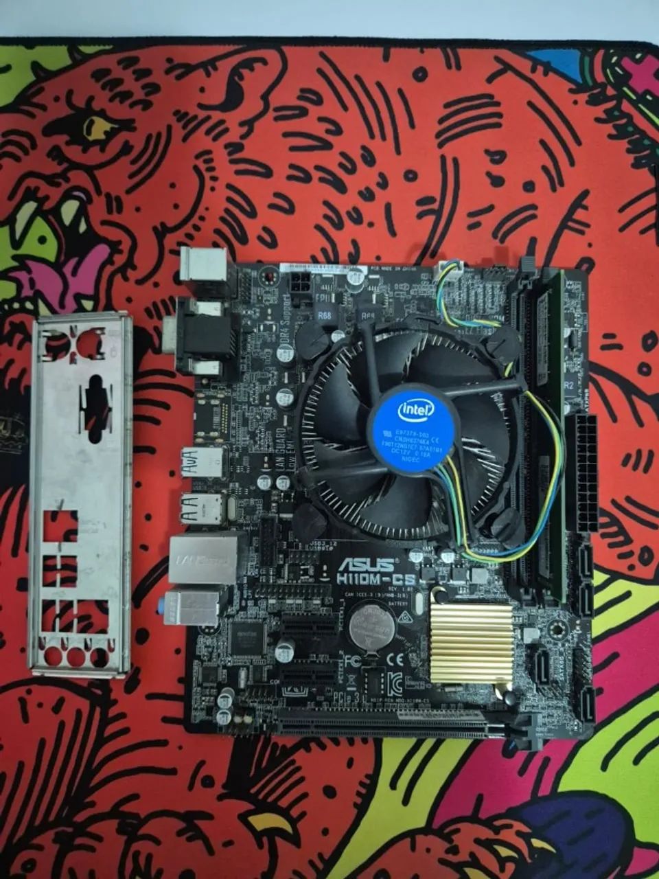 placa mãe ASUS + processador + RAM + Fonte