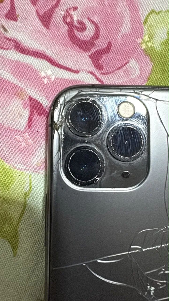 iPhone 11 Pro Max iCloud no meu nome  - Foto 2