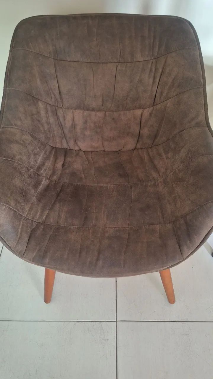 Poltrona marrom