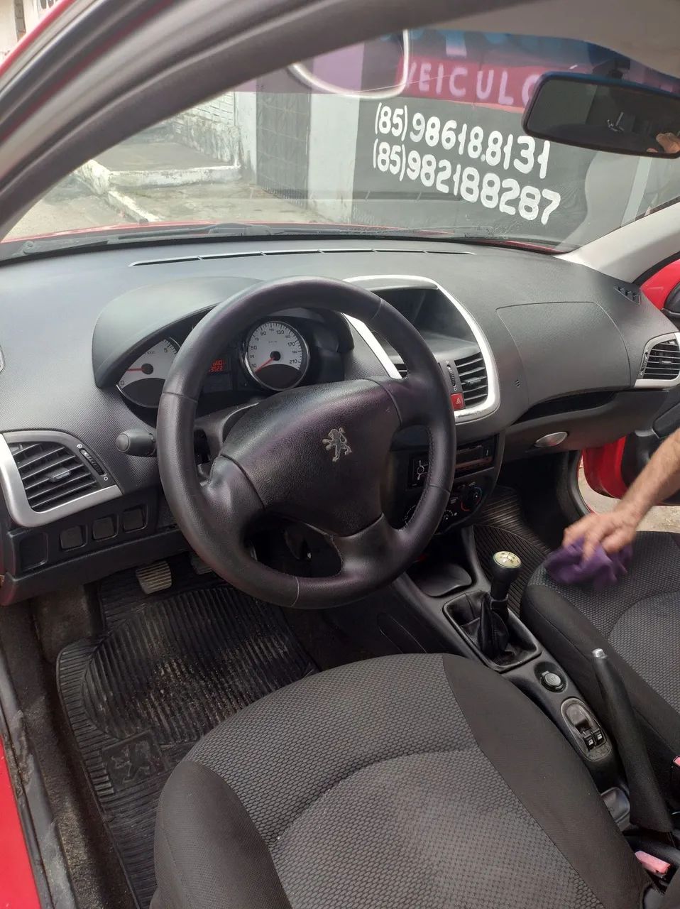 Peugeot 207 2013