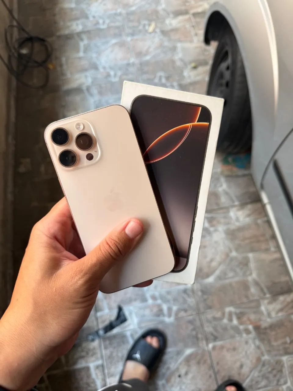 iPhone 16 Pro Max 256 - Foto 5