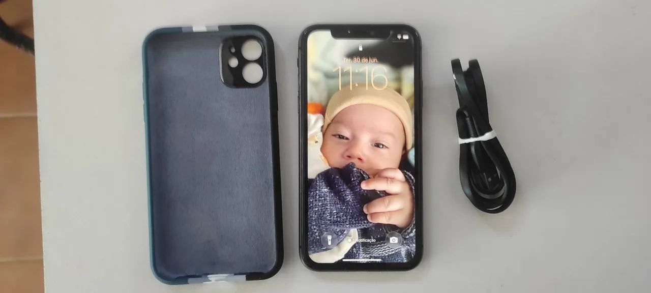 iPhone 11
