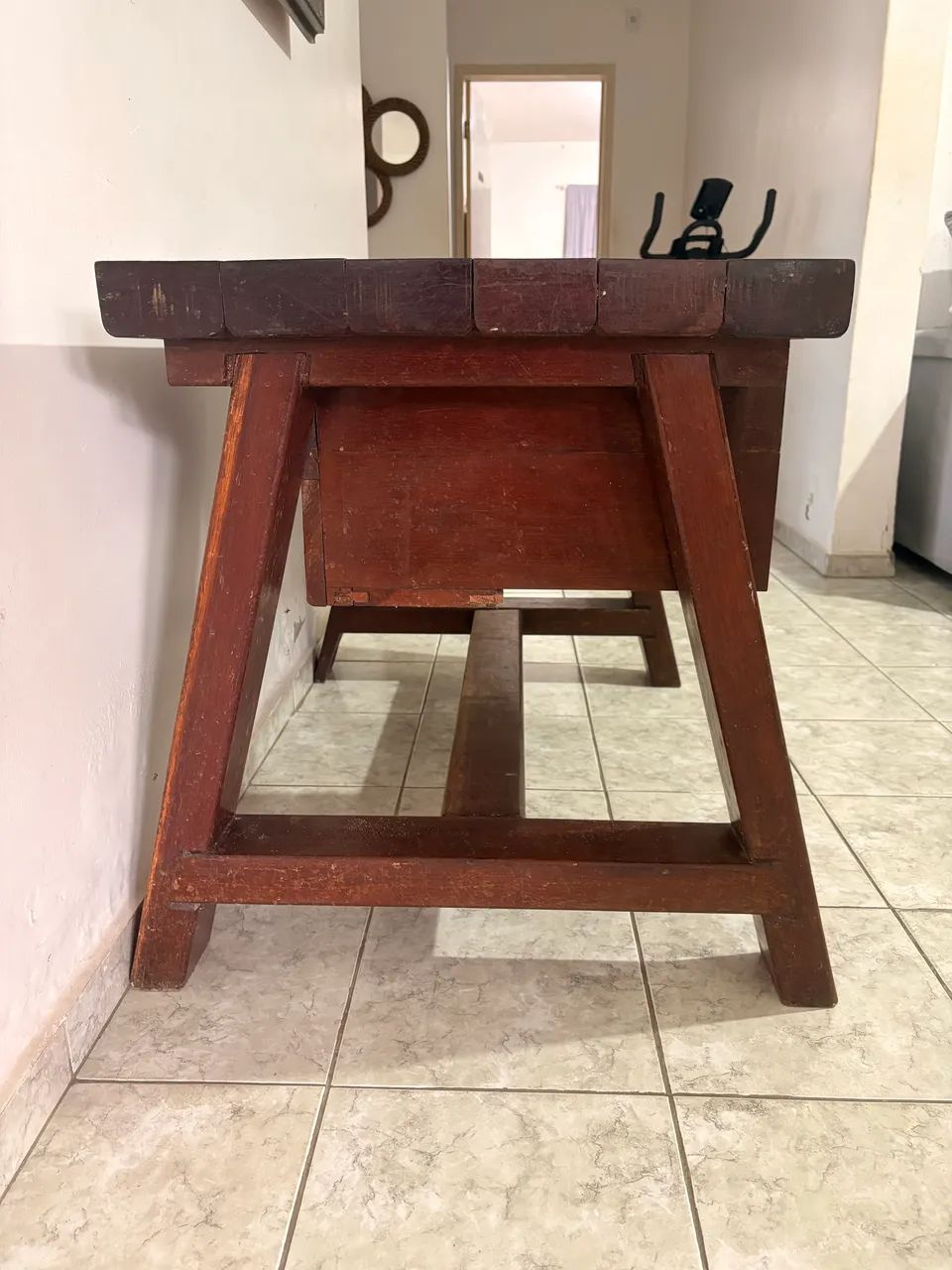 Escrivaninha de madeira  - Foto 4