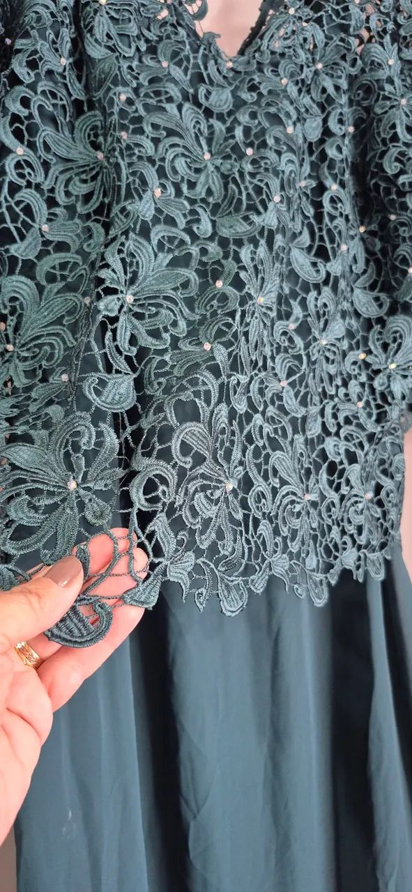 Vestido Longo Verde Escuro Plus Size Bordado - Foto 3