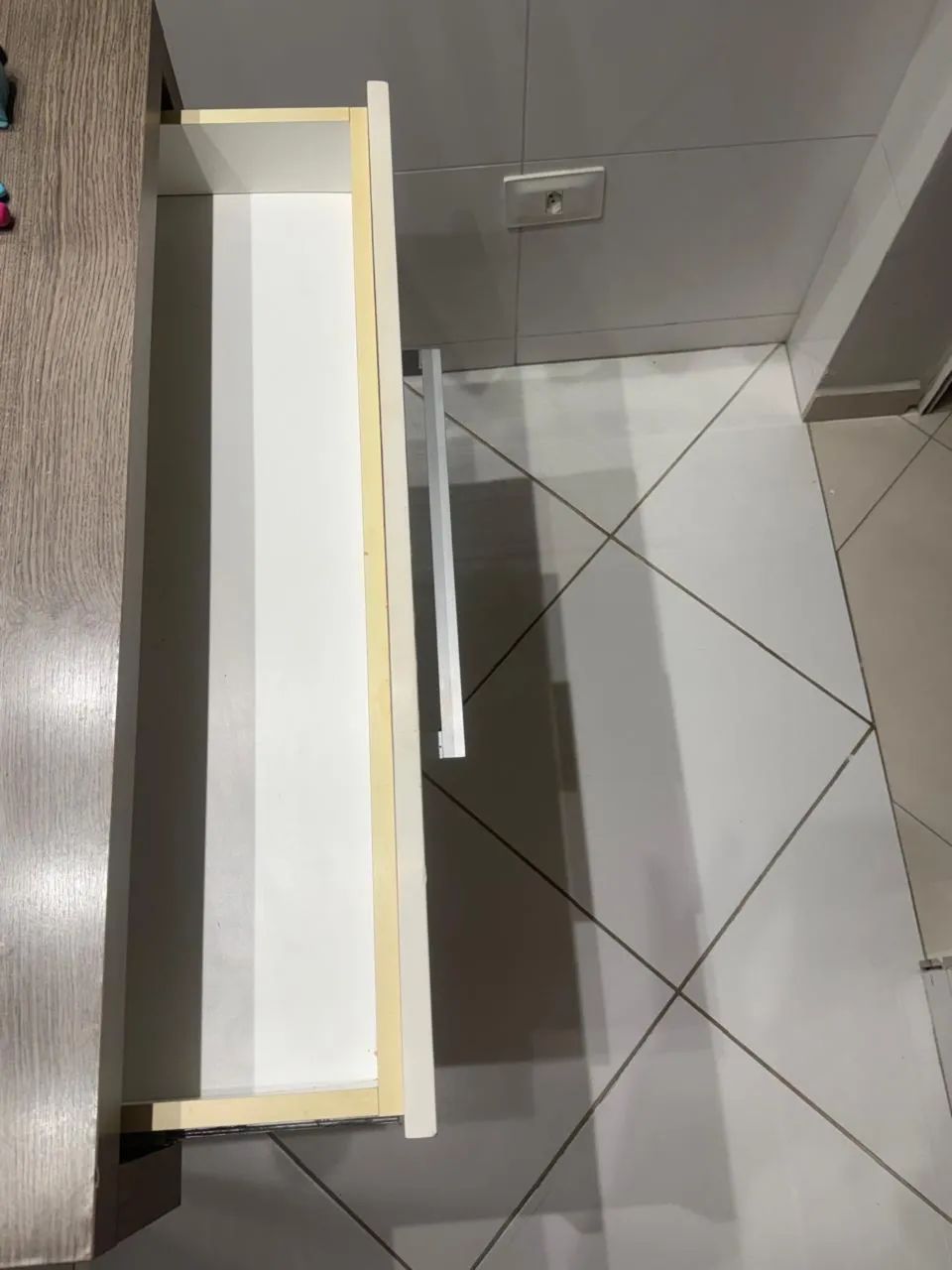 Criado mudo suspenso - Foto 3
