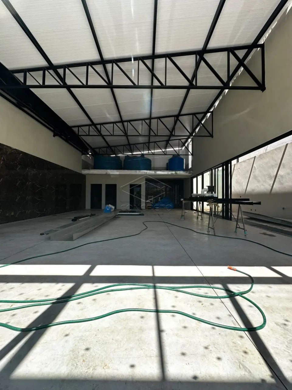 EXCELENTE IMÓVEL COMERCIAL NO CENTRO DA CIDADE - Foto 4