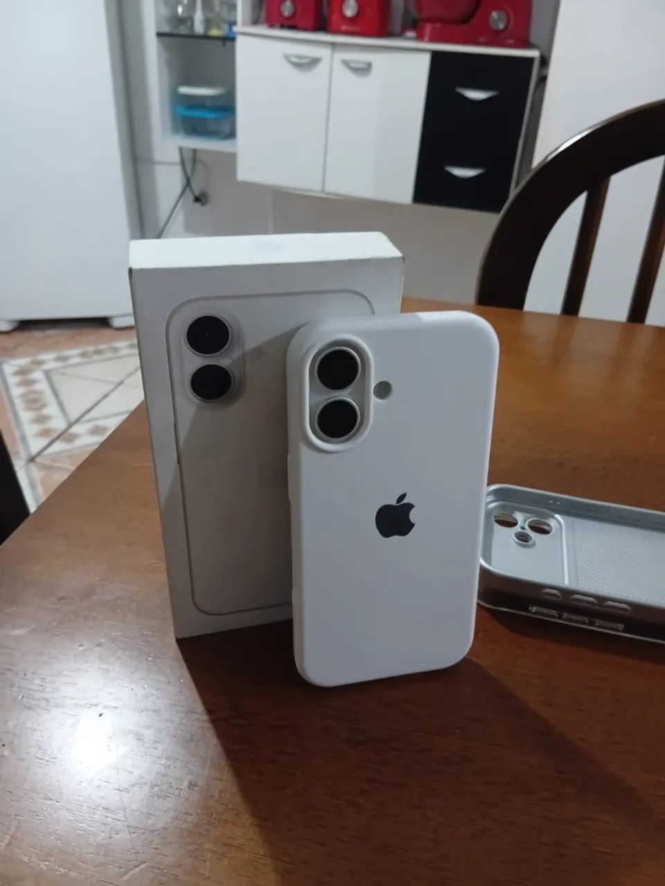 iPhone 16  - Foto 2