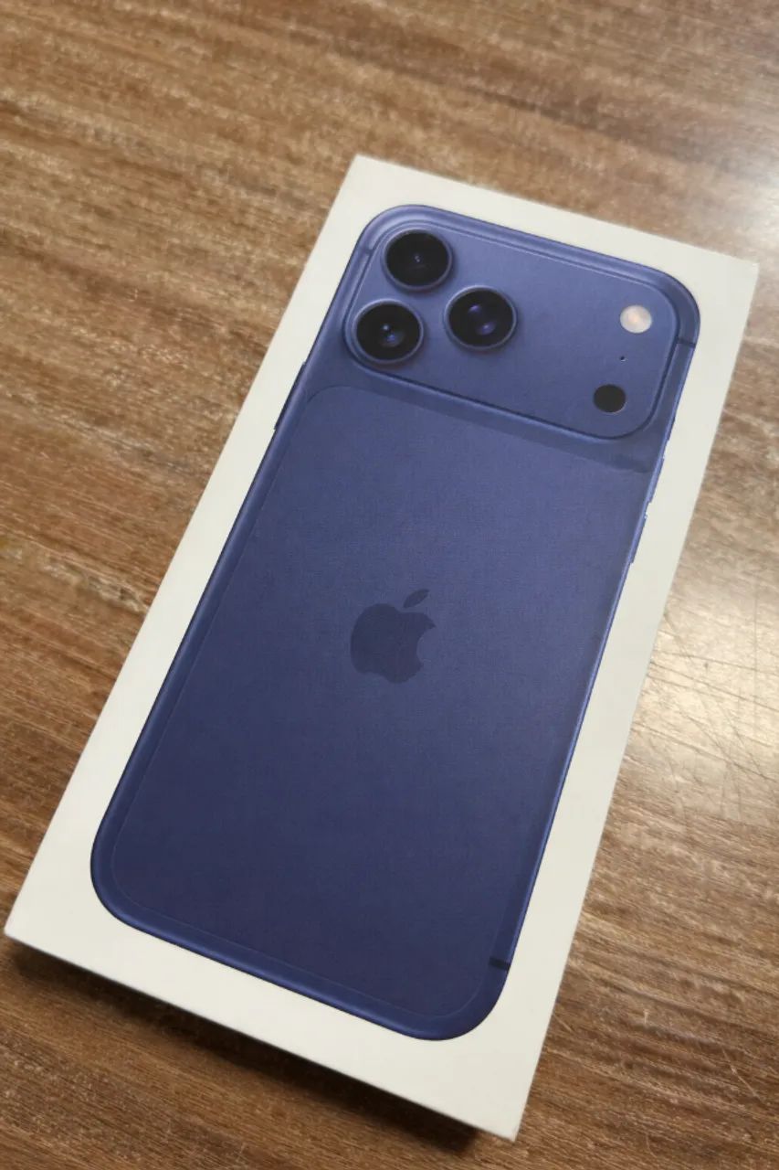 Iphone 17 Pro Max 256 GB - Azul (Deep Blue)- 6.9 polegadas - na