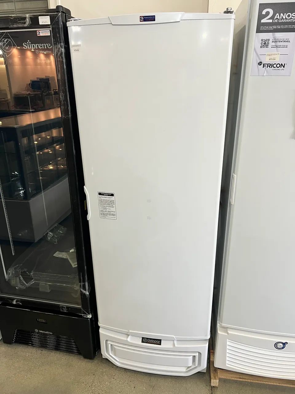 Freezer vertical 570 litros Gelopar tripla função novo pronta entrega 