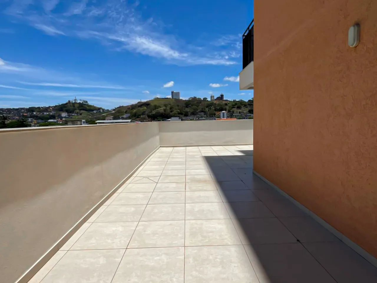 Garden com ampla área externa e vaga para venda - Foto 4