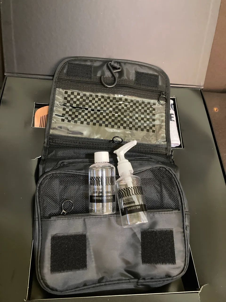 Kit viagem Vans Off The Wall  - Foto 4