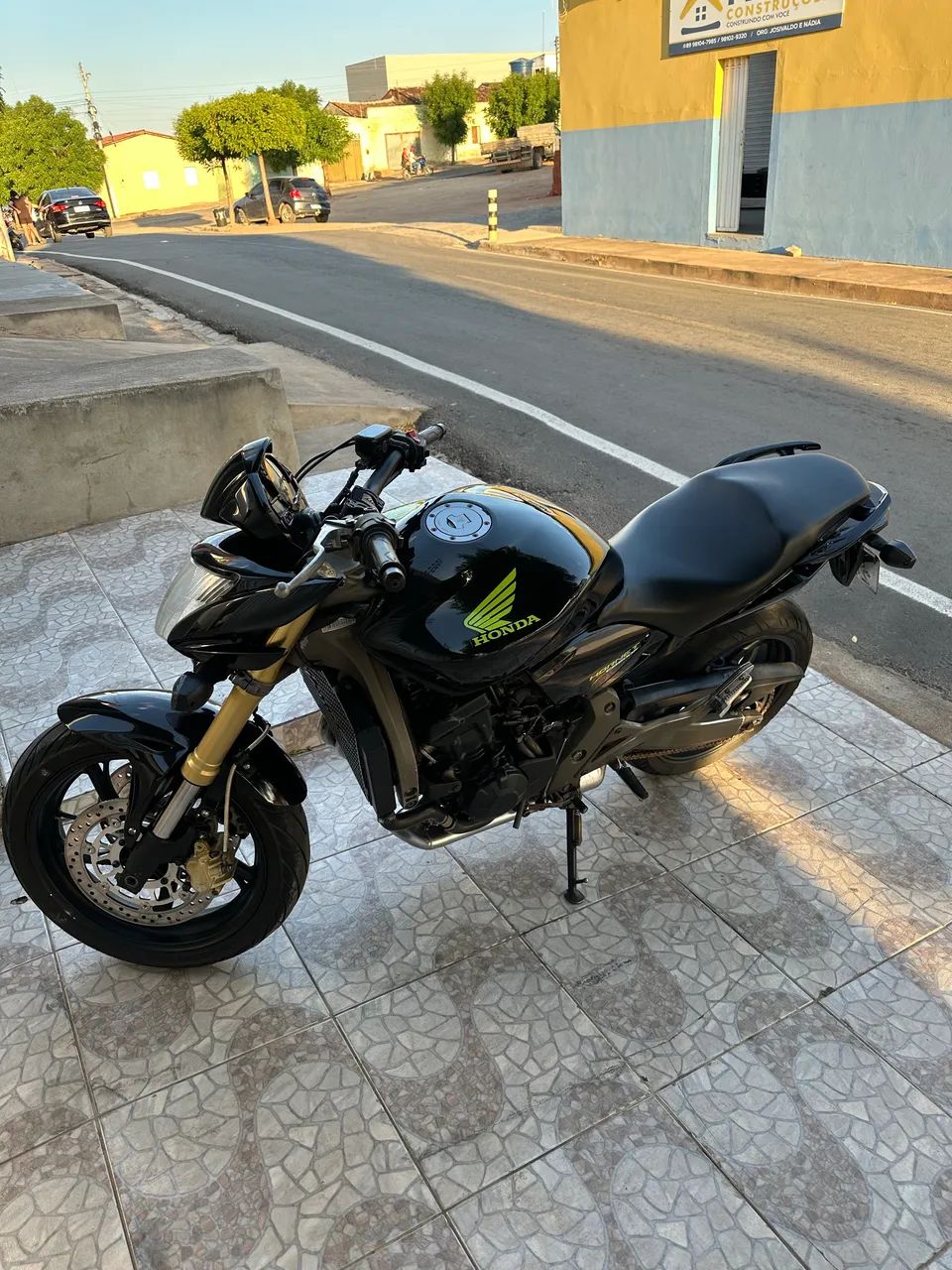 HORNET 600 - Foto 2