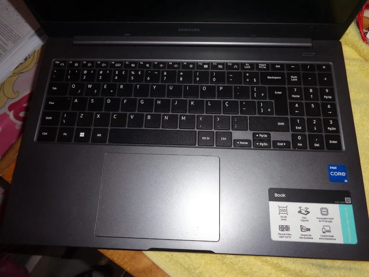 Vendo Notebook Samsung FULL HD - Foto 4