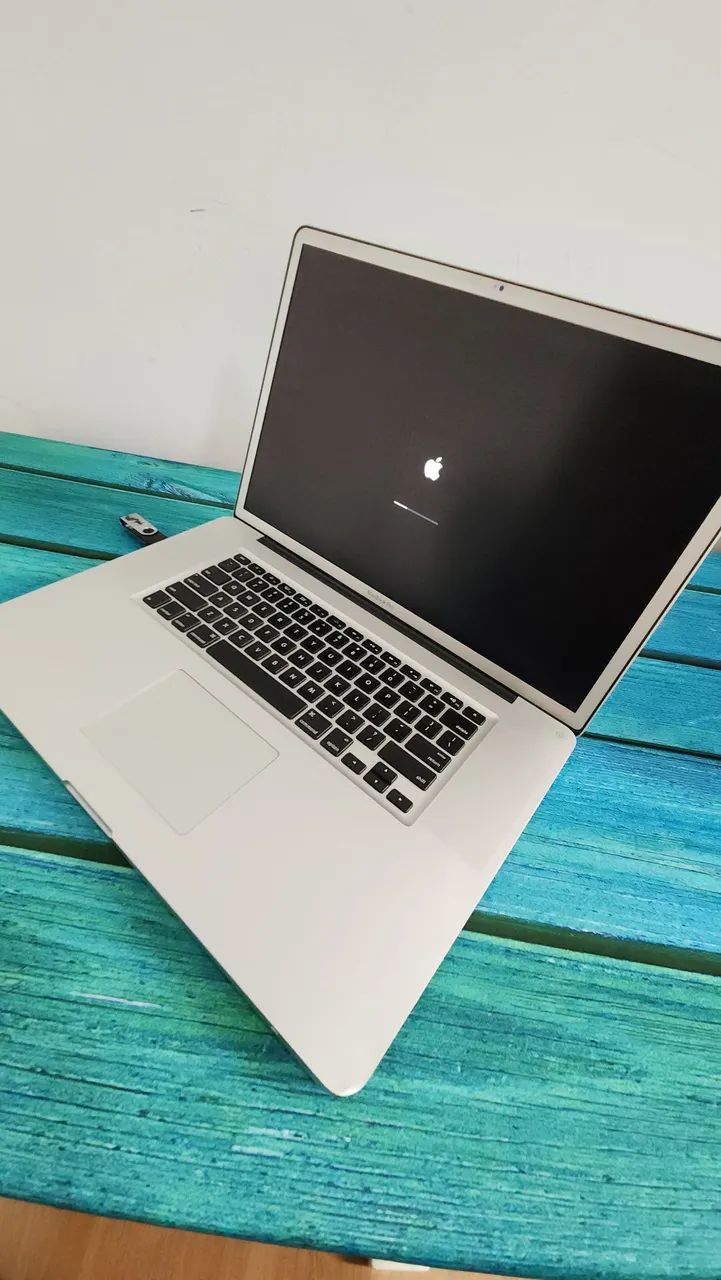 *Defeito* Macbook Pro 17 Polegadas 2011 8GB 128GB SSD A1297 Nao Iniciia - Foto 5