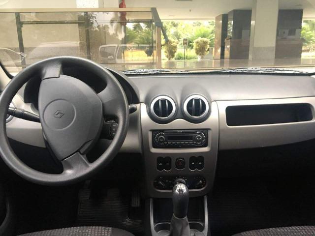 Vendo Sandero prata 2011/2011 - Foto 4