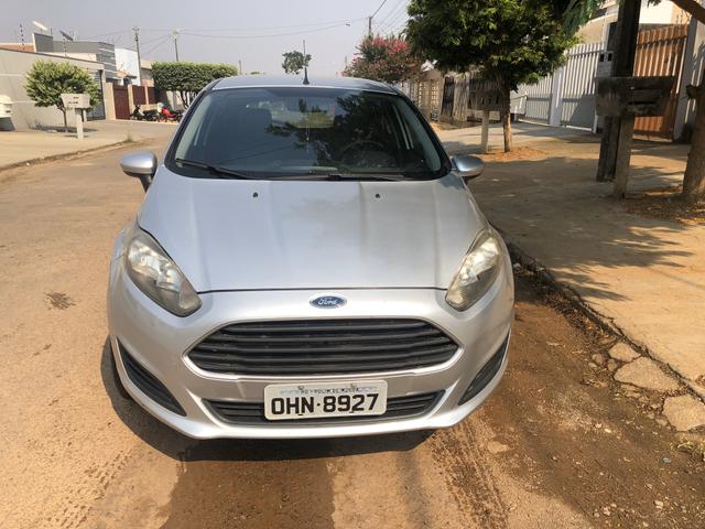 Vendo New Fiesta 1.5 S Hatch - ano 2015 - Foto 2