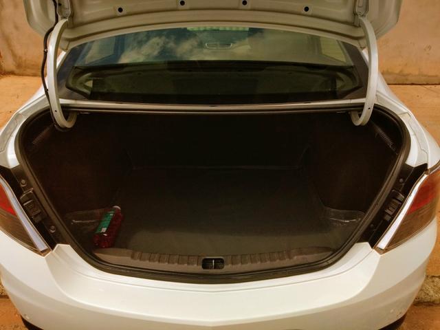 Prisma LTZ 1.4 (2016) - Foto 15