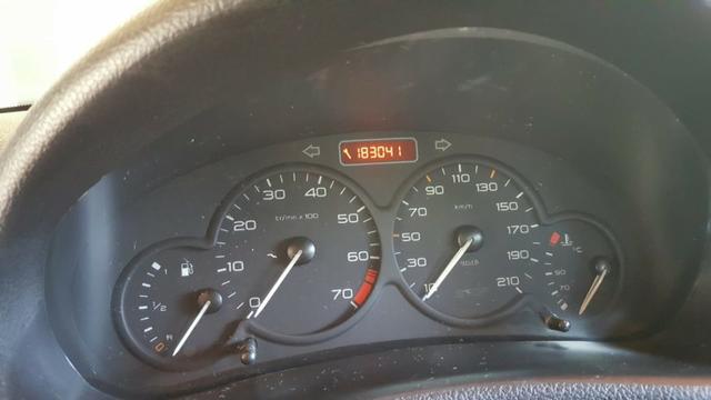 Peugeot 206 1.0 16V - Foto 2