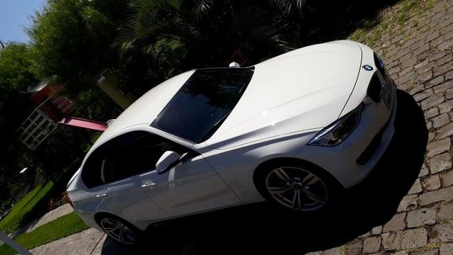Bmw 320i Mperformance - Foto 3