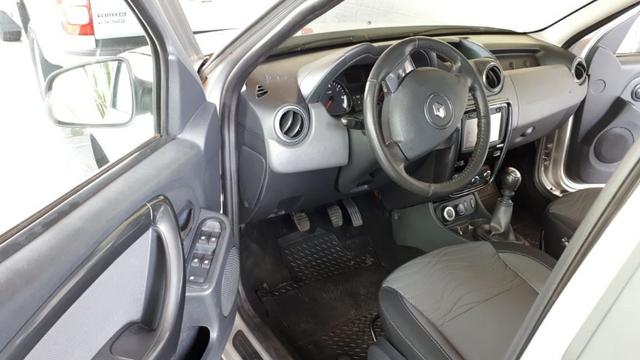 Duster dynamique 15/15 2.0 4x4 r$ 45.600,00 - Foto 8