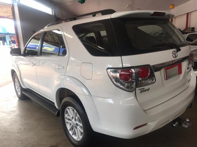 Toyota- Hillux SW4 srv- diesel 2013- 7 Lugares - Foto 6