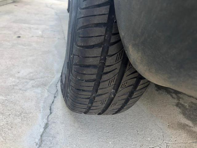 Vendo Fiat uno com som - Foto 9