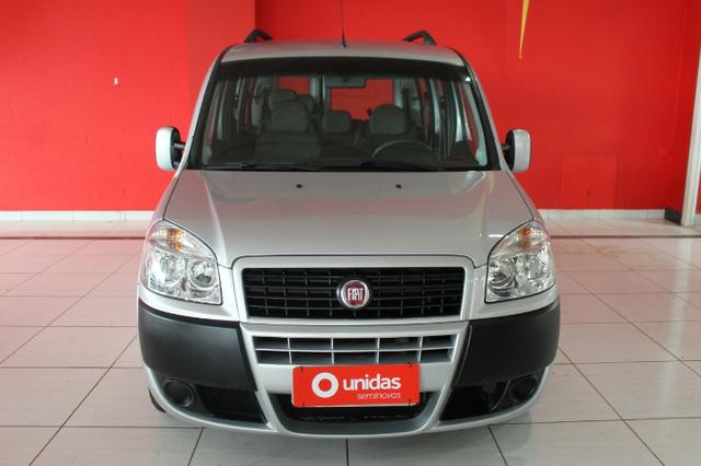 Fiat Doblo 1.8 Essemce 7 lugares